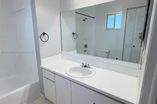 3375 W 76th St, Hialeah, FL 33018 - Photo 27