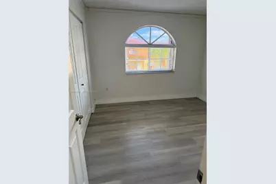 3375 W 76th St #211, Hialeah, FL 33018 - Photo 17
