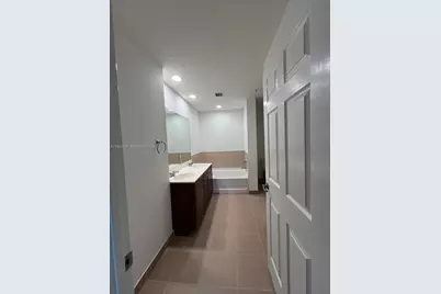 22 SW 6th Ct #22, Pompano Beach, FL 33060 - Photo 15