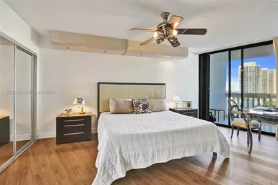 1000 W Island Blvd #1608, Aventura, FL 33160 - Photo 17