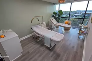 Fully Operating Spa For Sale â€“ Excellent Opportunity For Investors, South Miami, FL 33143 - Photo 1