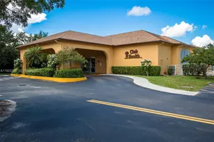 1000 SW 125th Ave, Pembroke Pines, FL 33027 - Photo 25
