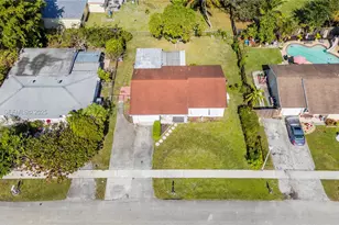 8221 SW 10th St, North Lauderdale, FL 33068 - Photo 7