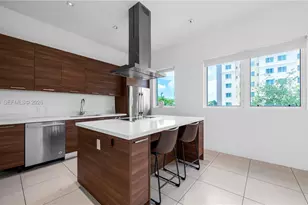 9187 NW 33th St, Doral, FL 33172 - Photo 7