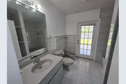 894 NW 134th Pl #894, Miami, FL 33182 - Photo 29