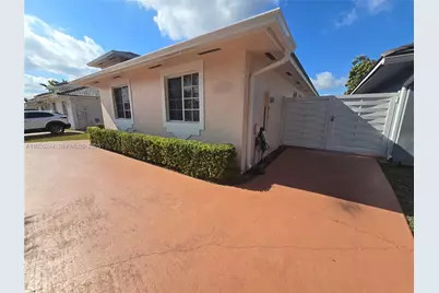 894 NW 134th Pl #894, Miami, FL 33182 - Photo 3