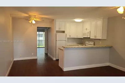47 Waltham B #47, West Palm Beach, FL 33417 - Photo 1