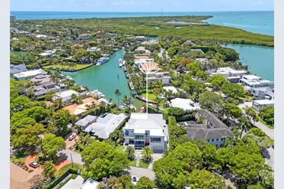 420 Island Dr, Key Biscayne, FL 33149 - Photo 73