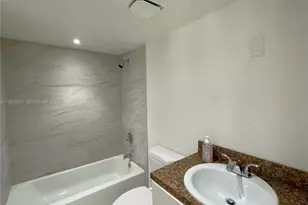 4721 NW 7th St, Miami, FL 33126 - Photo 5