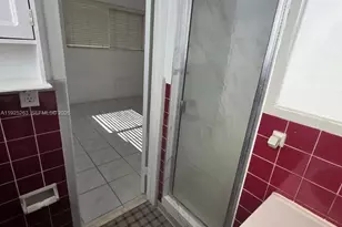 7155 Rue Notre Dame, Miami Beach, FL 33141 - Photo 5