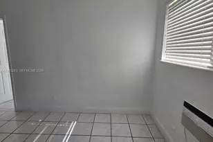 7155 Rue Notre Dame, Miami Beach, FL 33141 - Photo 17