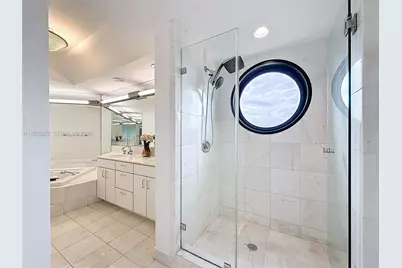 2800 Island Blvd #902, Aventura, FL 33160 - Photo 27