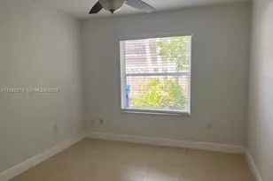 2473 NW 191st Ave, Pembroke Pines, FL 33029 - Photo 21