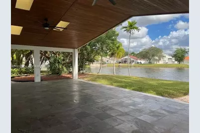 2473 NW 191st Ave, Pembroke Pines, FL 33029 - Photo 5