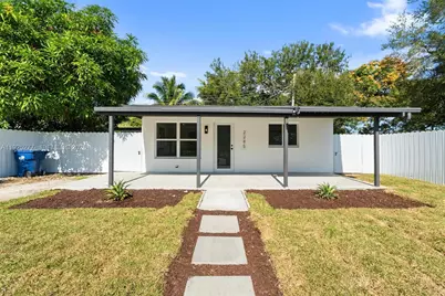 2285 NW 89th St, Miami, FL 33147 - Photo 1
