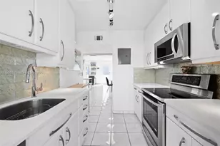 633 NE 21st Ave, Deerfield Beach, FL 33441 - Photo 9