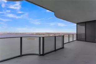 700 NE 24th St, Miami, FL 33137 - Photo 5