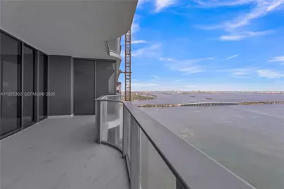 700 NE 24th St #4402, Miami, FL 33137 - Photo 37