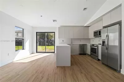 2158 NW 69th St, Miami, FL 33147 - Photo 9