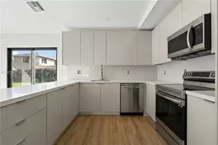 2158 NW 69th St, Miami, FL 33147 - Photo 11