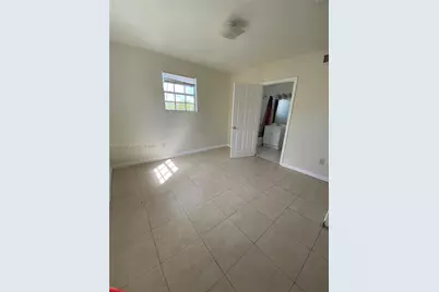 14250 NW 22nd Ave #4, Opa-Locka, FL 33054 - Photo 5