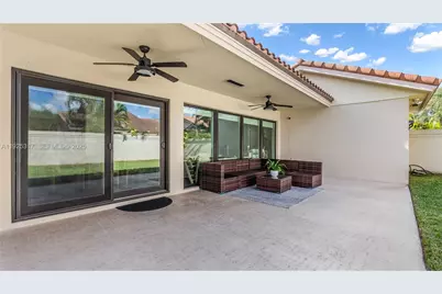 2865 Gettysburg Ln, West Palm Beach, FL 33409 - Photo 17