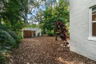 828 NW 9th Ave, Miami, FL 33136 - Photo 21