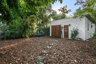 828 NW 9th Ave, Miami, FL 33136 - Photo 25