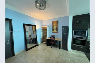 900 Biscayne Blvd #2604, Miami, FL 33132 - Photo 7