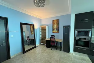 900 Biscayne Blvd, Miami, FL 33132 - Photo 7