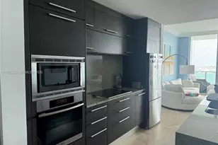 900 Biscayne Blvd, Miami, FL 33132 - Photo 15