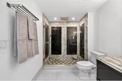 601 NE 36th St #1101, Miami, FL 33137 - Photo 37