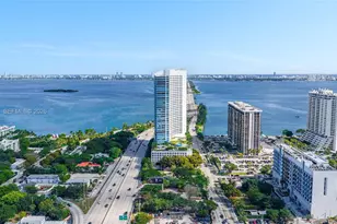 601 NE 36th St, Miami, FL 33137 - Photo 49