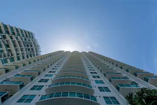 41 SE 5th St, Miami, FL 33131 - Photo 51