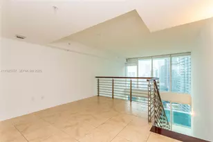 41 SE 5th St, Miami, FL 33131 - Photo 21