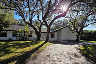 7400 SW 166th St, Palmetto Bay, FL 33157 - Photo 1