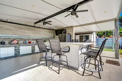 631 E 53rd St, Hialeah, FL 33013 - Photo 27