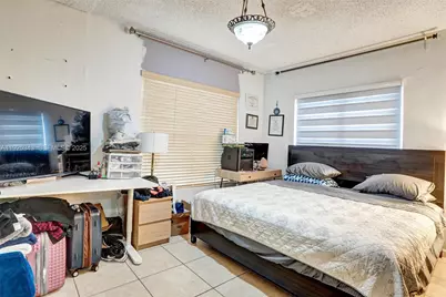 631 E 53rd St, Hialeah, FL 33013 - Photo 11