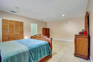 631 E 53rd St, Hialeah, FL 33013 - Photo 7