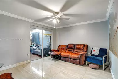 631 E 53rd St, Hialeah, FL 33013 - Photo 21