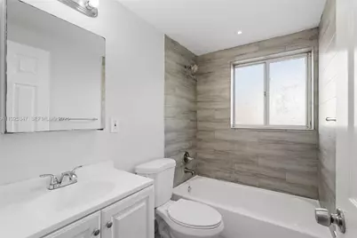 980 NE 170th St #118, North Miami Beach, FL 33162 - Photo 11