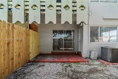 980 NE 170th St #118, North Miami Beach, FL 33162 - Photo 27