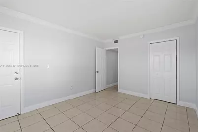 980 NE 170th St #118, North Miami Beach, FL 33162 - Photo 19
