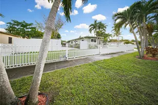 300 NE 175th St, North Miami Beach, FL 33162 - Photo 53