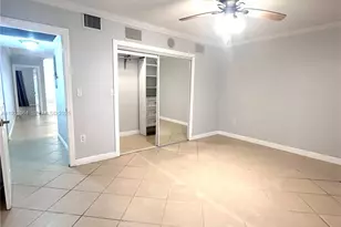 6442 Milk Wagon Ln, Miami Lakes, FL 33014 - Photo 15