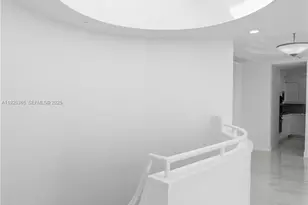 2000 Island Blvd, Aventura, FL 33160 - Photo 19