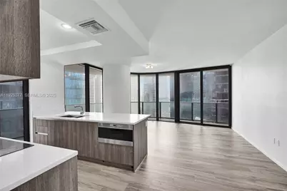 801 S Miami Ave #2405, Miami, FL 33130 - Photo 3