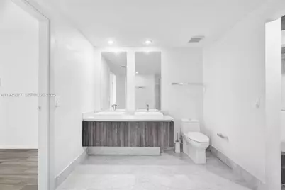 801 S Miami Ave #2405, Miami, FL 33130 - Photo 25