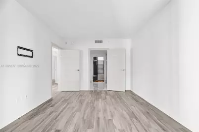 801 S Miami Ave #2405, Miami, FL 33130 - Photo 21