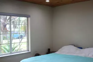 18801 NW 5th St, Pembroke Pines, FL 33029 - Photo 15